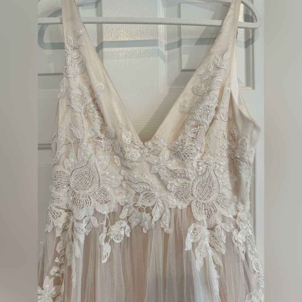 Desiree Hartsock Bridal Gown